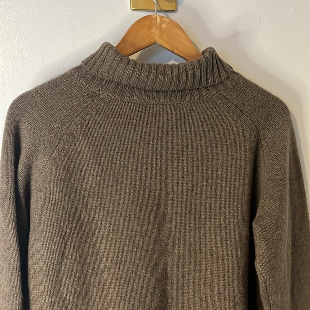 NWT Lattelier Yak Wool Preppy Classic Brown Ribbed Loose Turtleneck Sweater Sz M - Picture 8 of 9